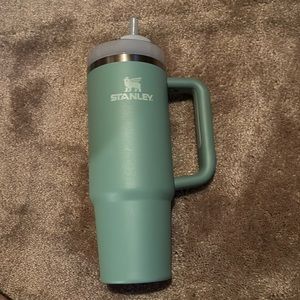 Gently used 30oz Stanley